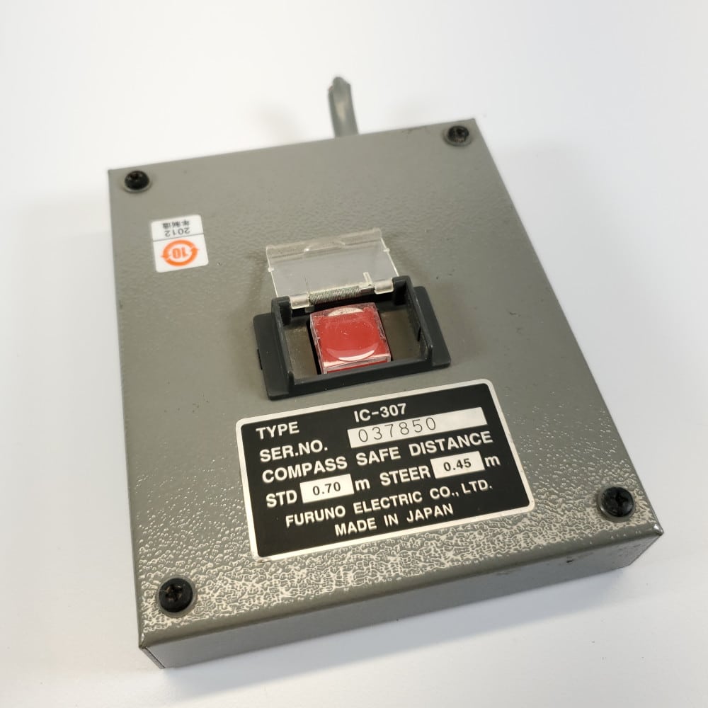 Furuno IC-307/SSAS ALERT BUTTON for Furuno FELCOM-19-E-30-SSAS/INMARSAT-C MES / NÚT CẢNH BÁO Furuno IC-307/SSAS cho Furuno FELCOM-19-E-30-SSAS/INMARSAT-C MES